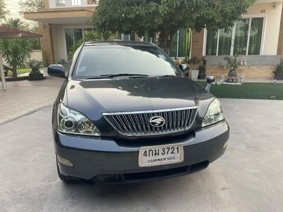 2015 Toyota Harrier II 3