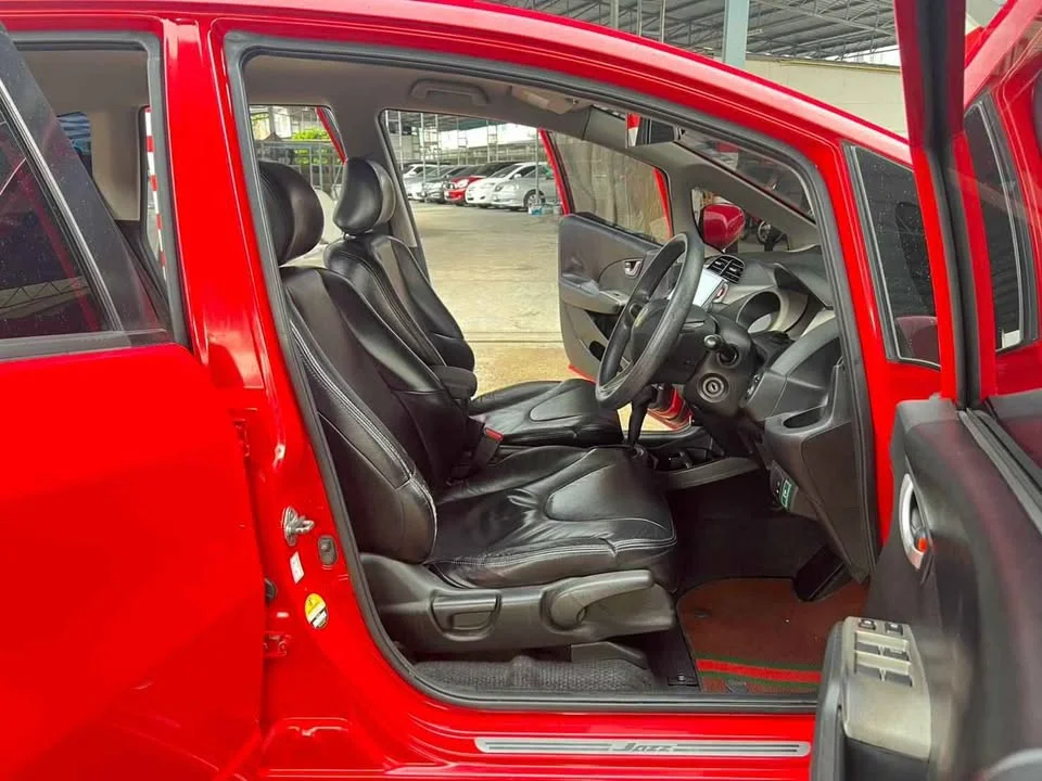 2013 Honda Jazz II 3
