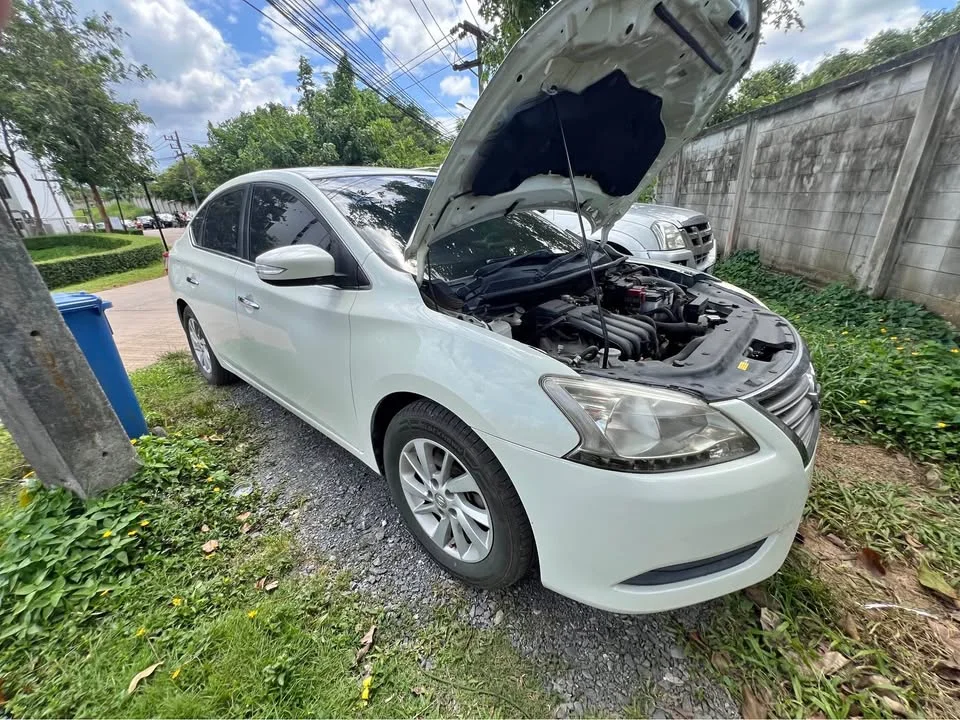 2012 Nissan Sylphy III (B17) 3