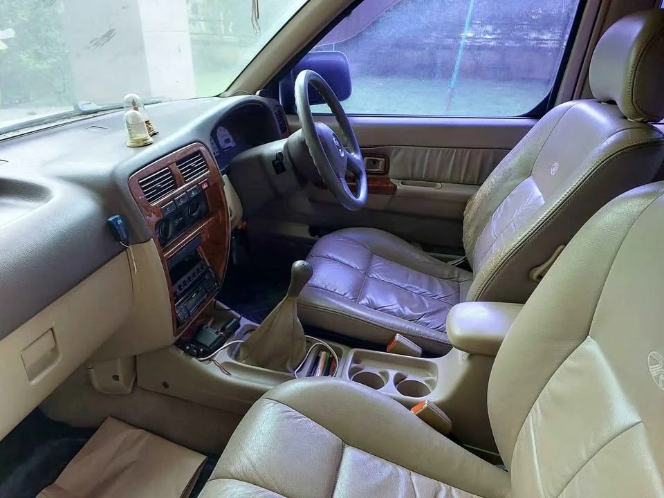 2001 Nissan TR Xciter I 2