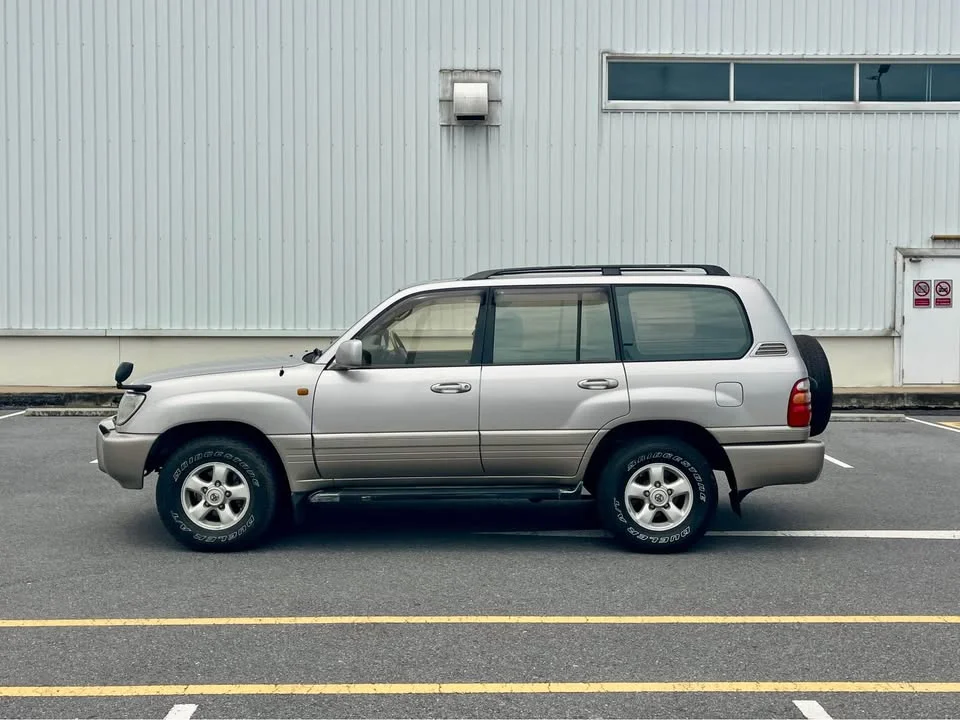 1998 Toyota Land Cruiser J100 3