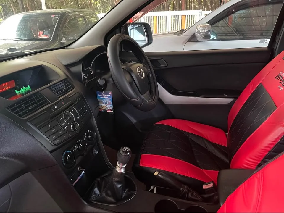 2013 Mazda BT-Series II 2