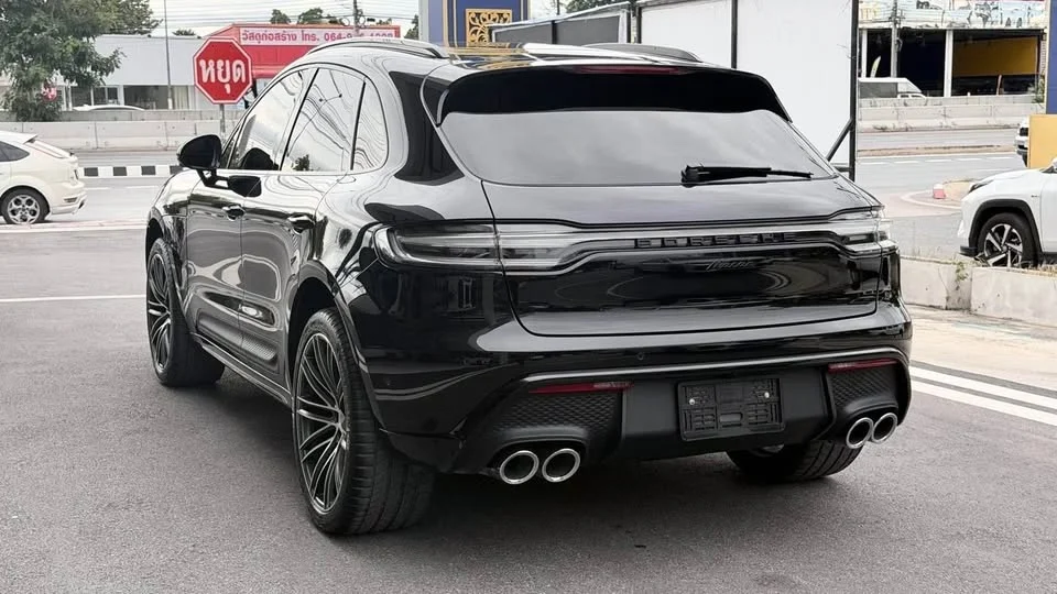 2024 Porsche Macan I 3