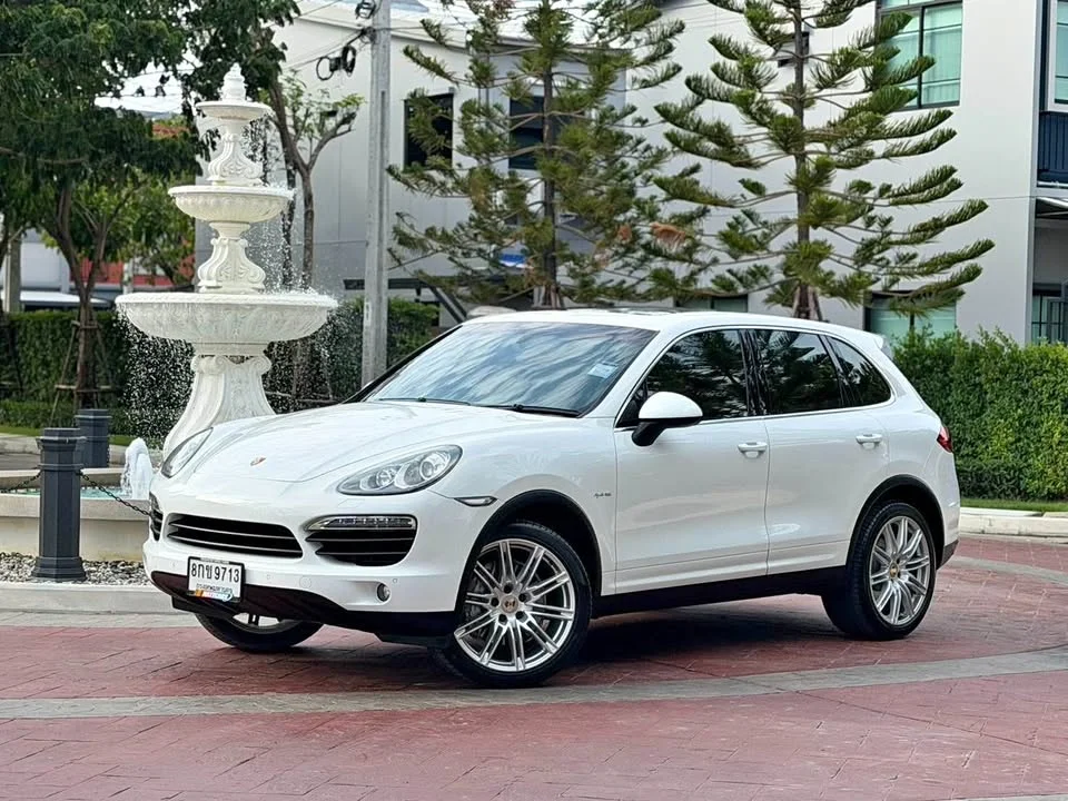 2012 Porsche Cayenne II 2