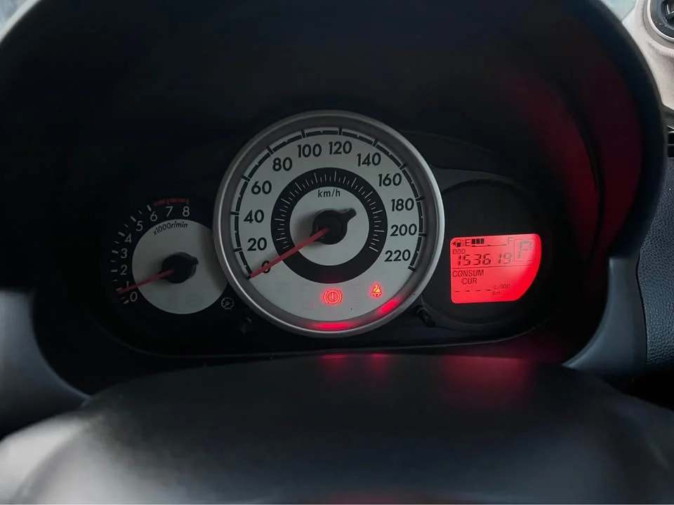2012 Mazda 2 II 3