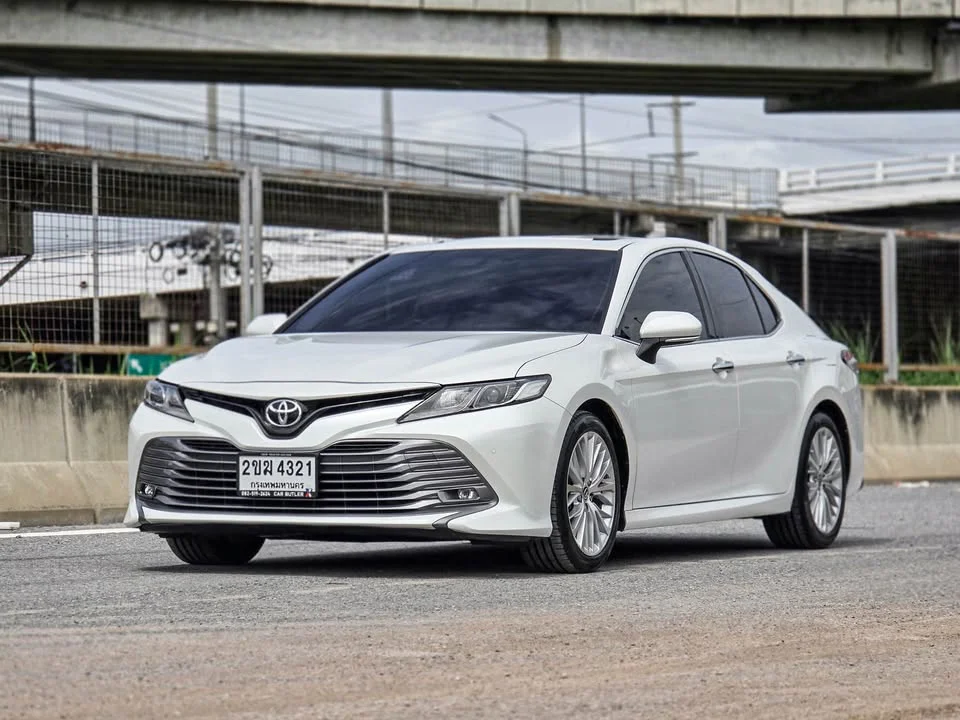 2021 Toyota Camry VIII (XV70) 3