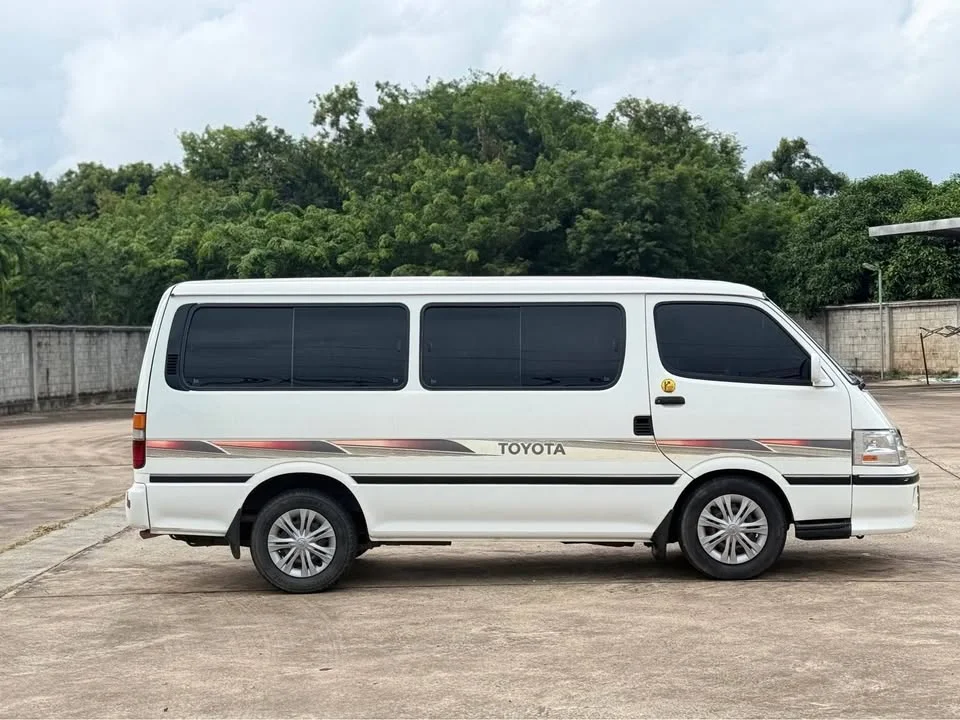 2003 Toyota Commuter IV (H100) 2