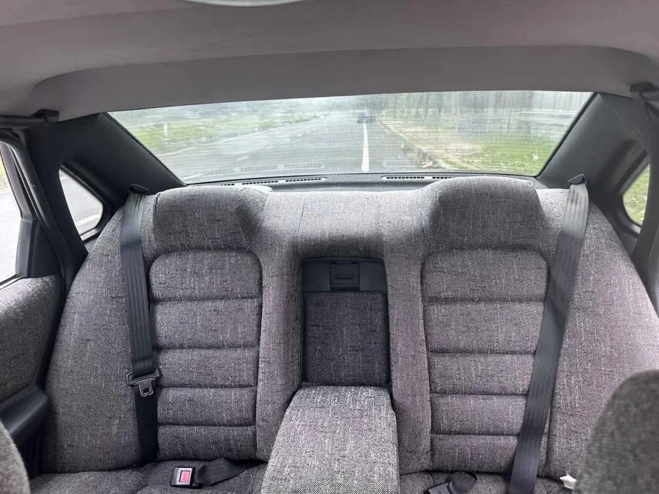 1990 Nissan Cefiro I (A31) 3