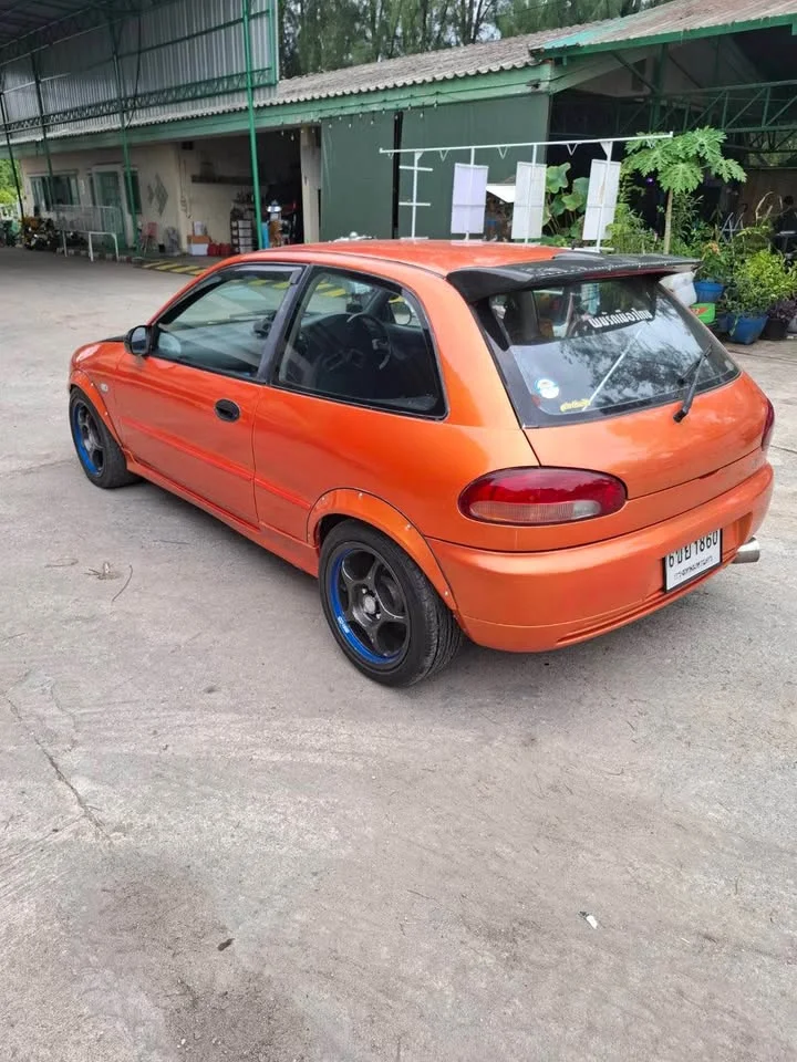 Mitsubishi Colt III 2