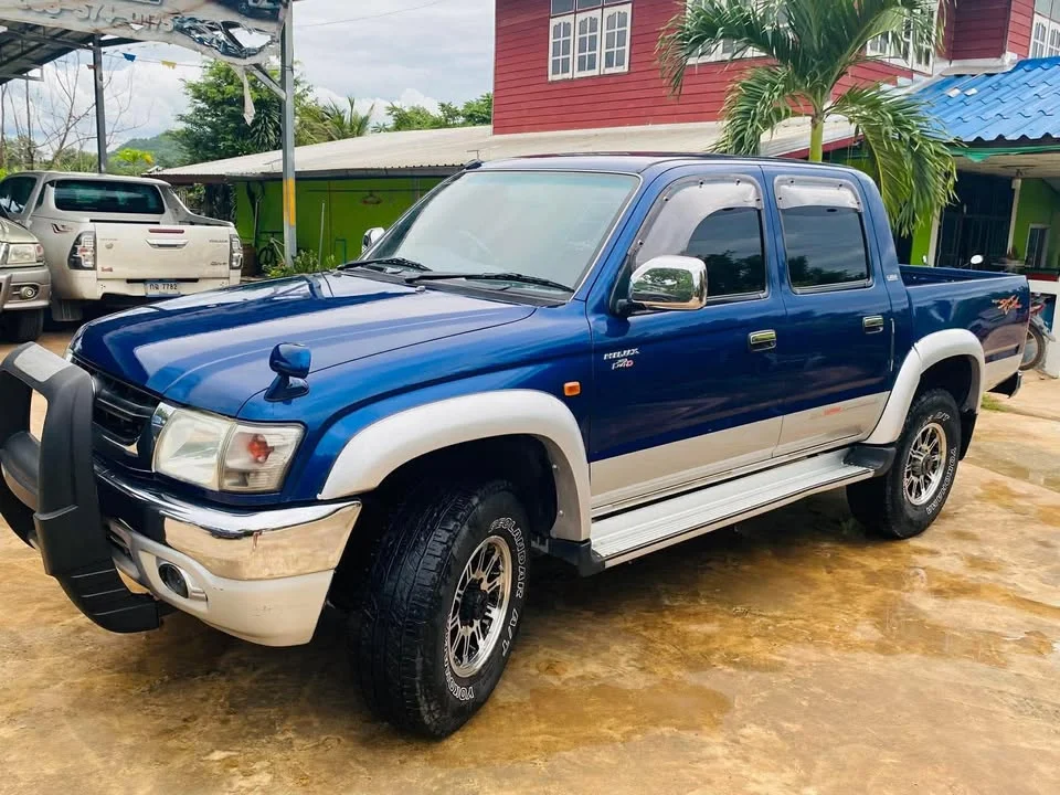 Toyota Hilux Tiger VI 3
