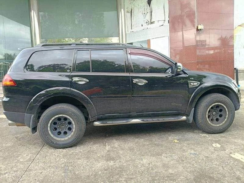 2012 Mitsubishi Pajero Sport II 2