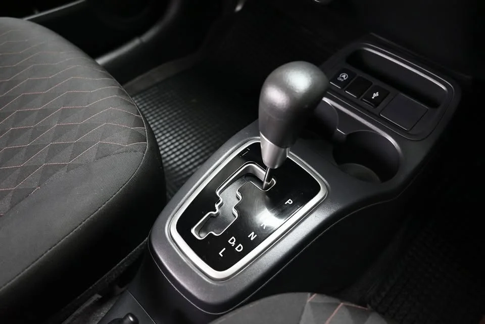 2020 Mitsubishi Mirage VI 3