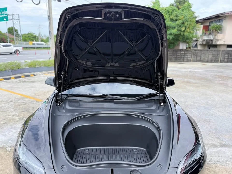 2023 Tesla Model 3 3