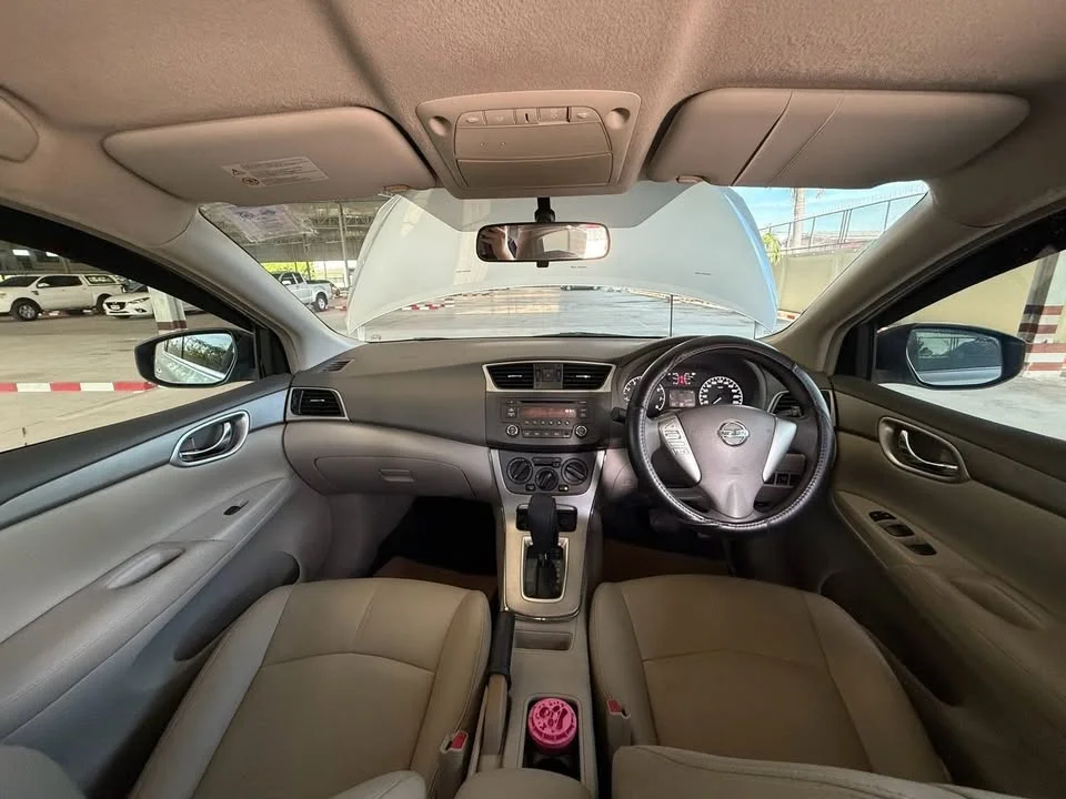 2012 Nissan Sylphy III (B17) 3