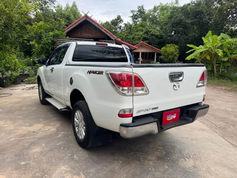 2013 Mazda BT-Series II 2