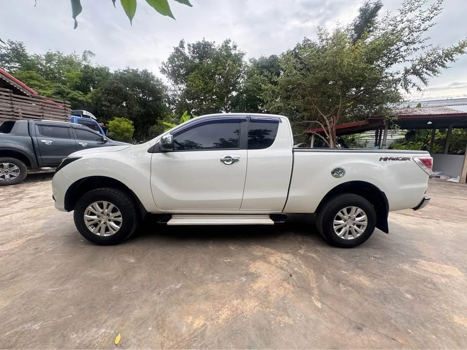 2013 Mazda BT-Series II 3