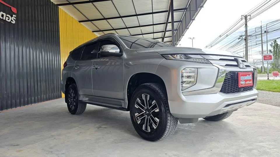 2023 Mitsubishi Pajero Sport III 2