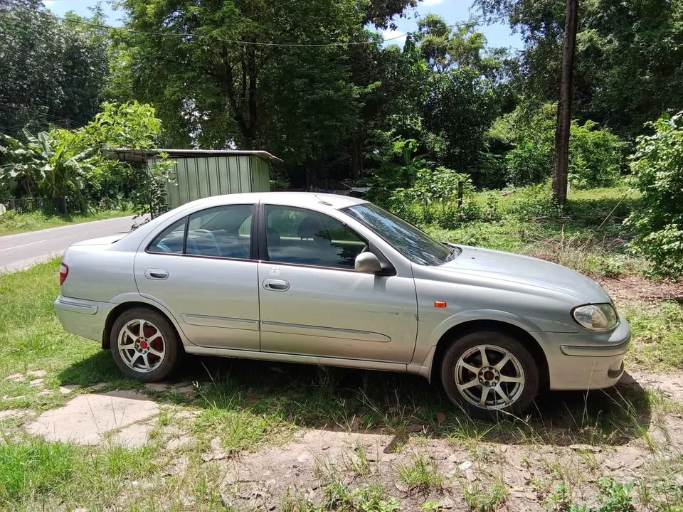 2002 Nissan Sunny N16 2