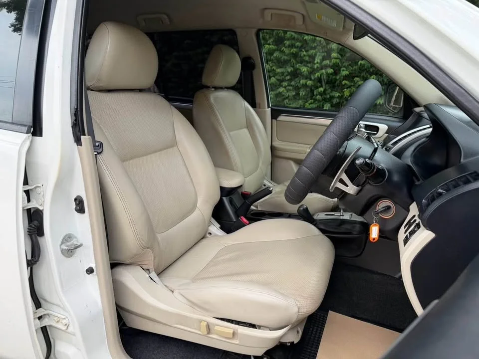 2011 Mitsubishi Pajero Sport II 2