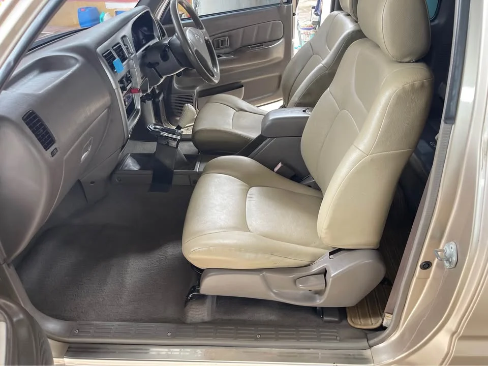 2003 Toyota Hilux Tiger VI 2