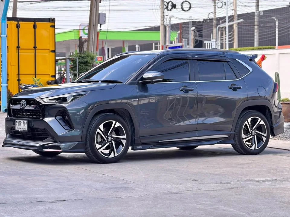 2025 Toyota Yaris Cross AC200 2
