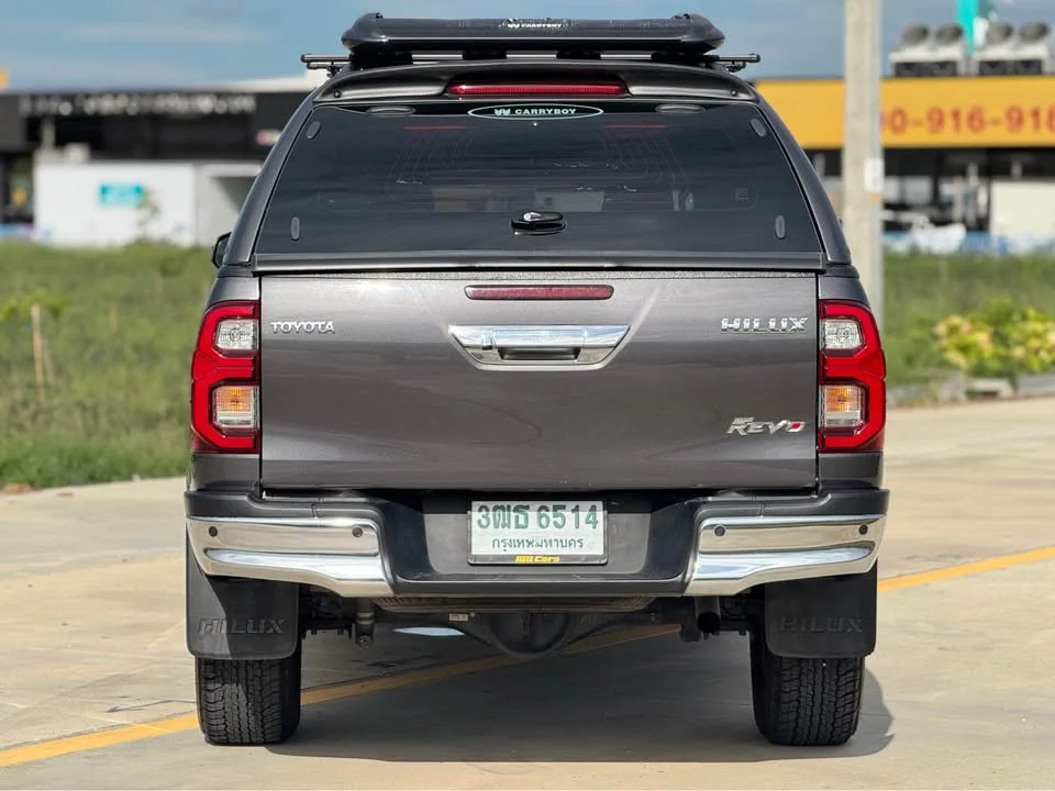 2022 Toyota Hilux VIII 3
