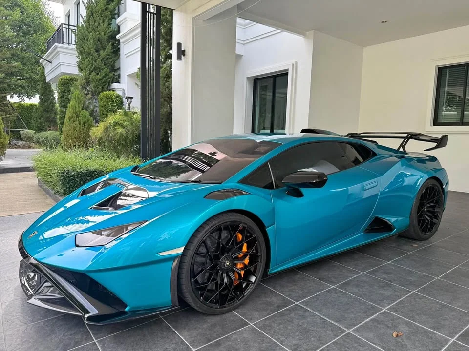 2022 Lamborghini Huracan 3
