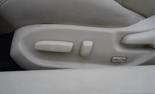 2011 Lexus IS II 3