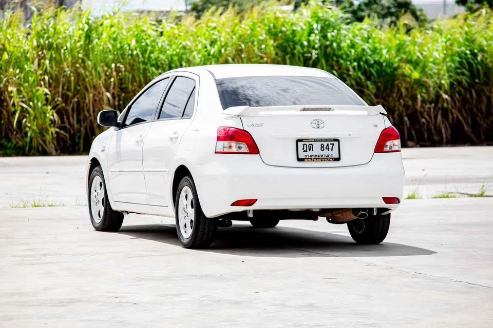 2010 Toyota Vios II 3