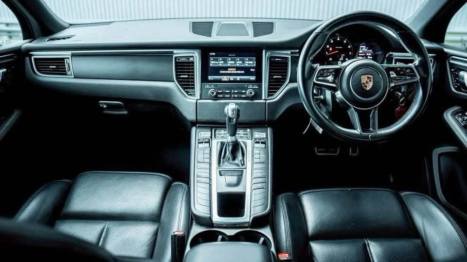 2017 Porsche Macan I 3