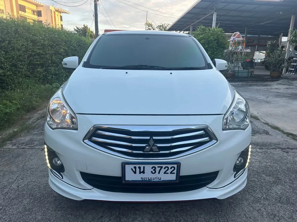 2015 Mitsubishi Attrage VI 3