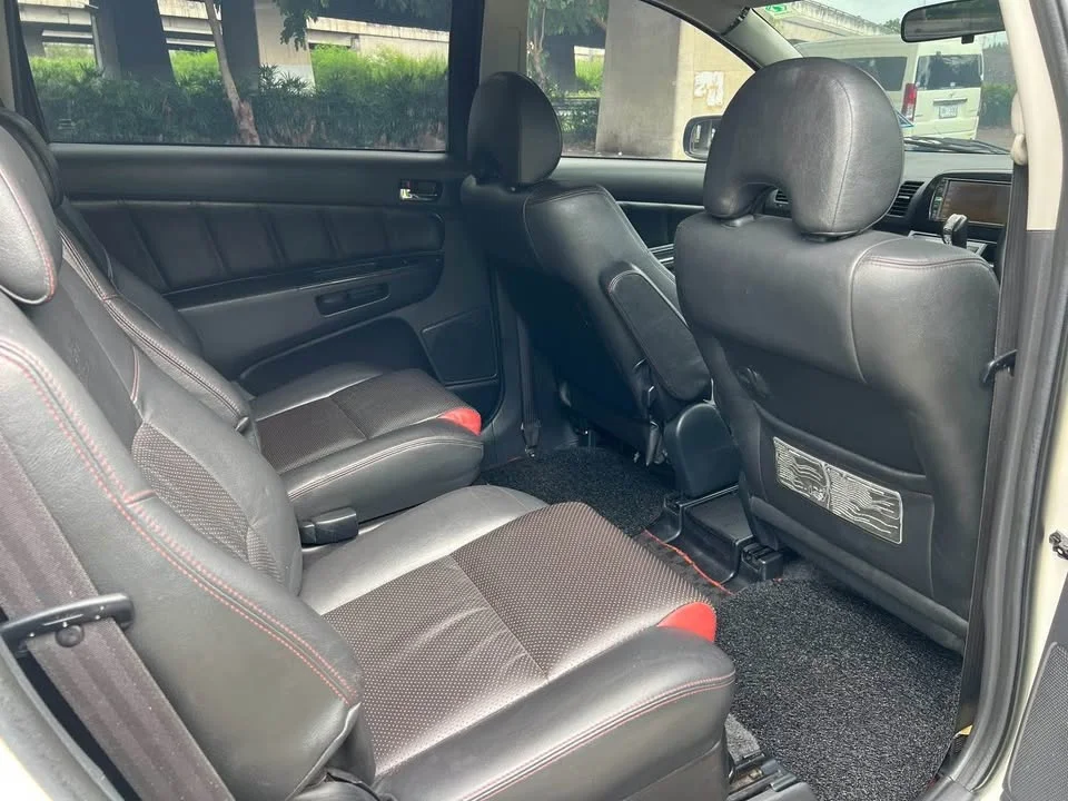 2008 Toyota Wish I 3