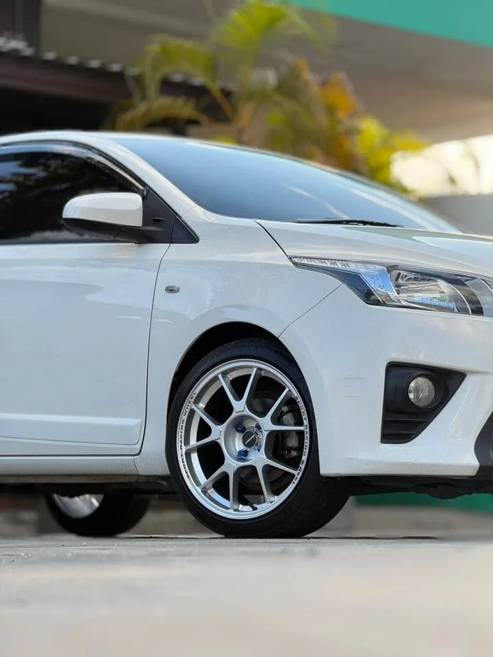 2015 Toyota Yaris III 3