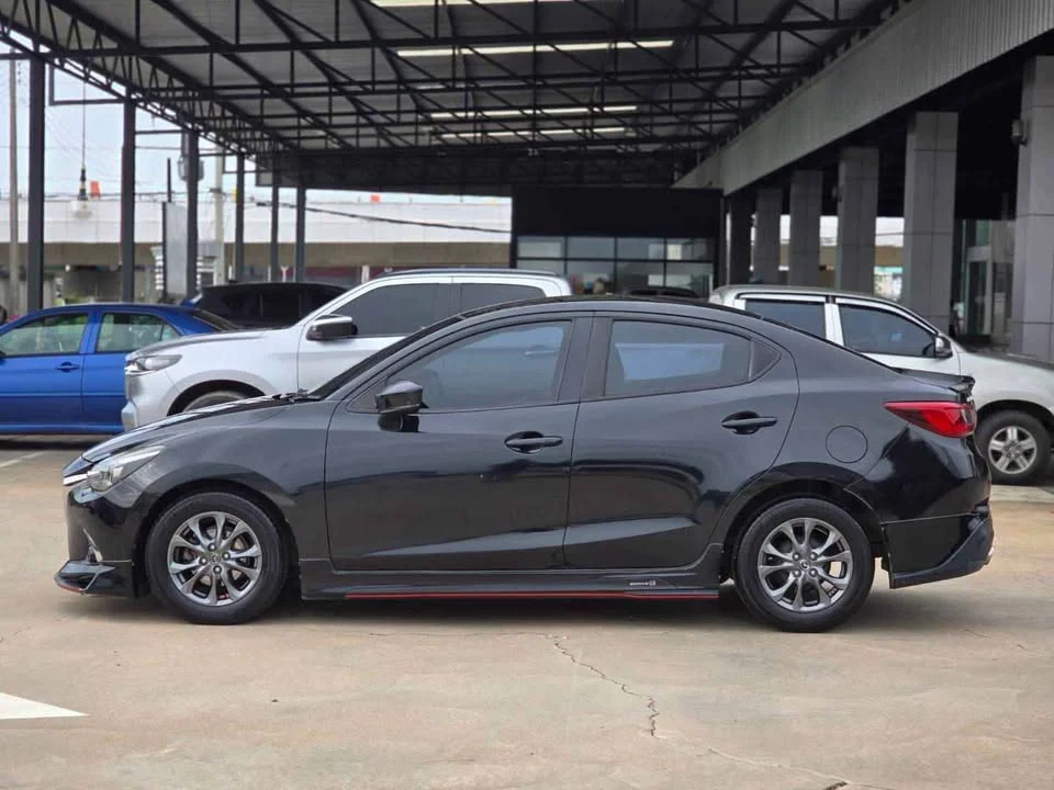 2017 Mazda 3 III 3