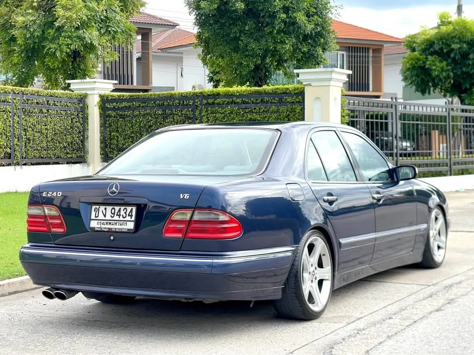 2001 Benz E-Class W210 3