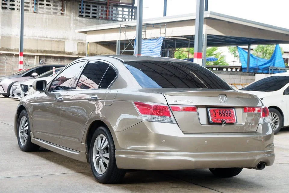2010 Honda Accord VIII 3