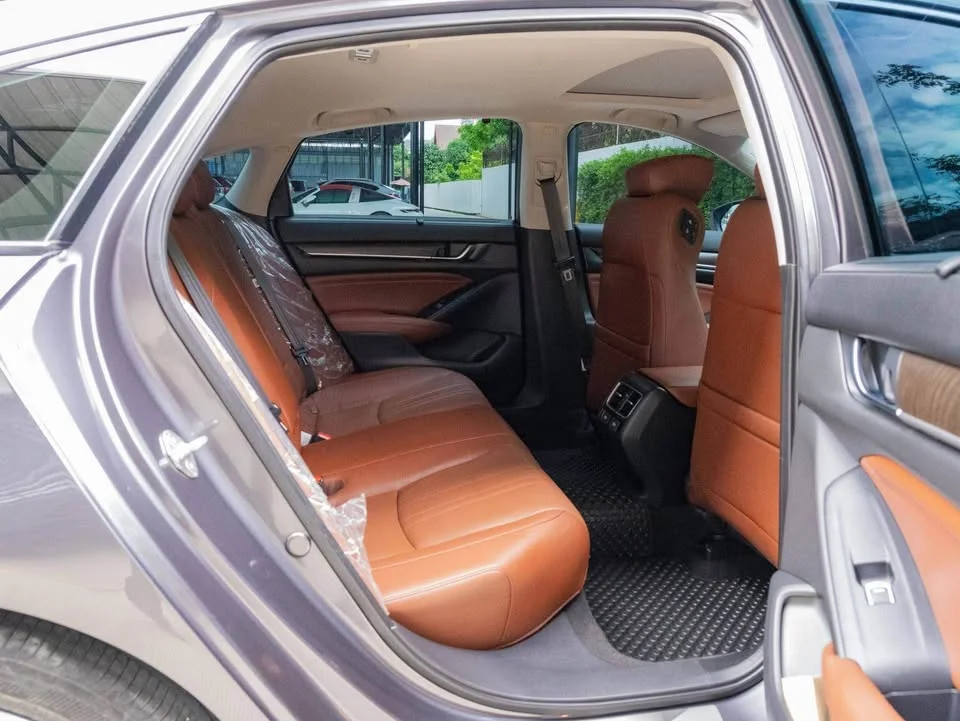 2020 Honda Accord X 3