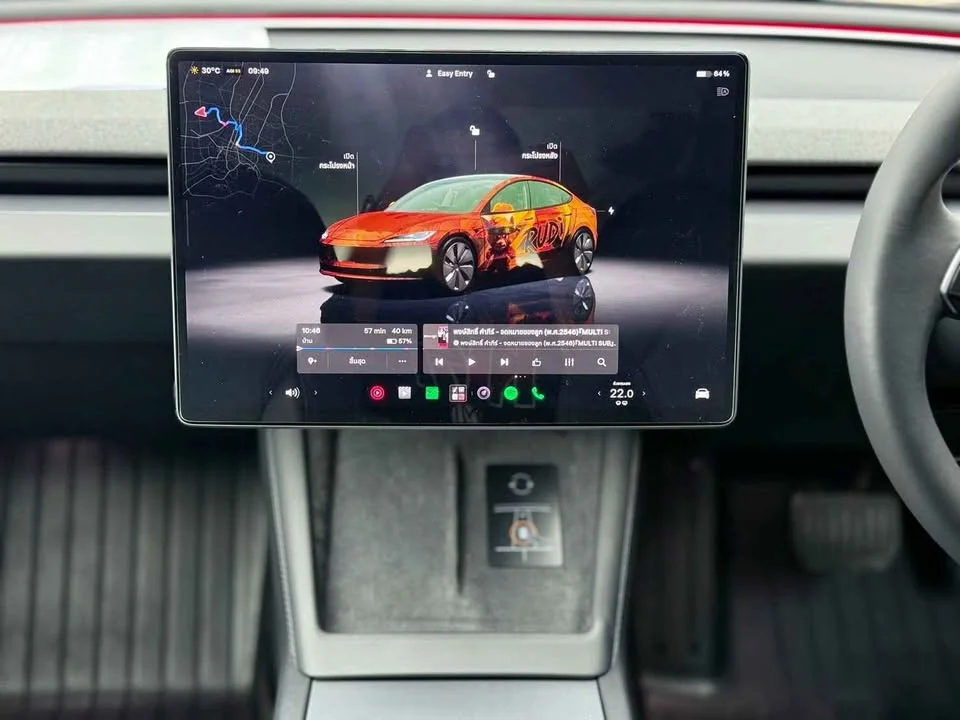 2023 Tesla Model 3 2