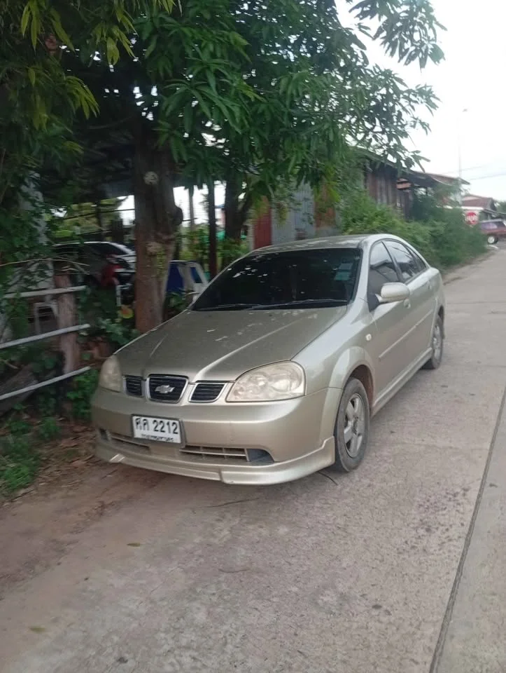 2003 Chevrolet Optra 3