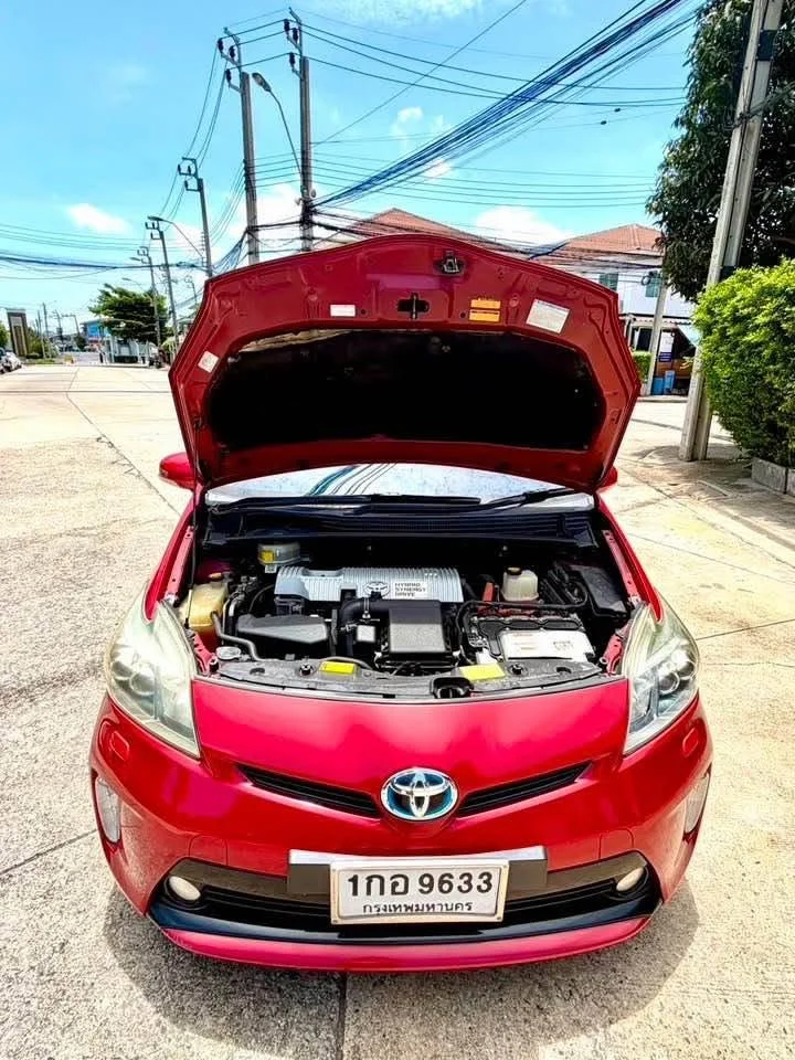 2013 Toyota Prius III 3