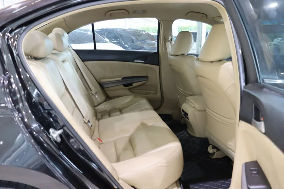 2012 Honda Accord VIII 3