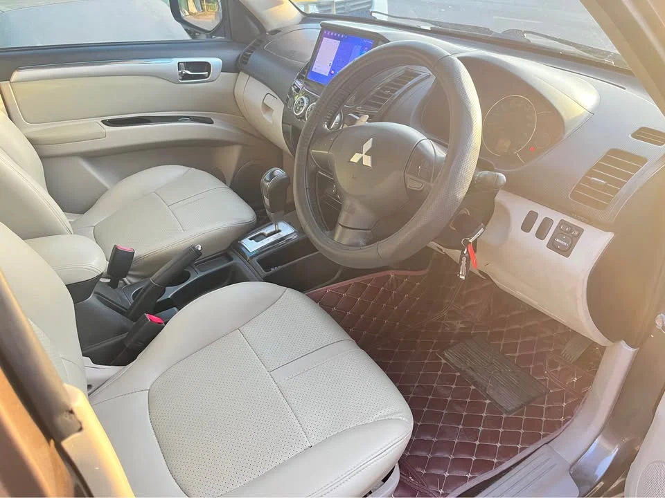 2012 Mitsubishi Pajero Sport II 3