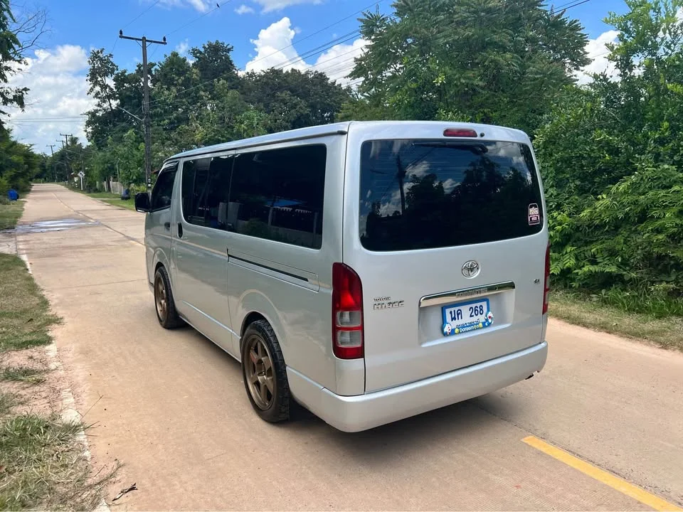 2012 Toyota HiAce V (H200) 3