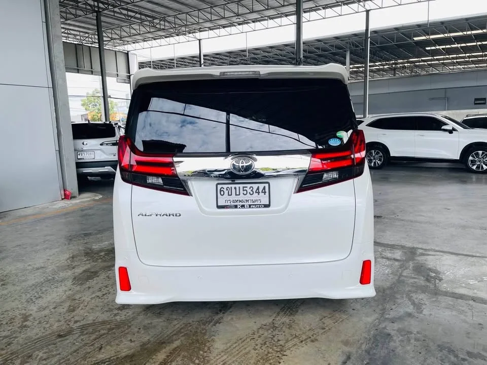 2017 Toyota Alphard, Vellfire III (AH30) 3