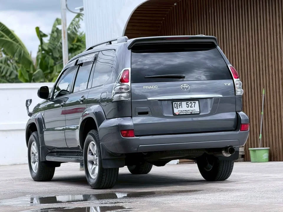 2003 Toyota Land Cruiser Prado J120 3