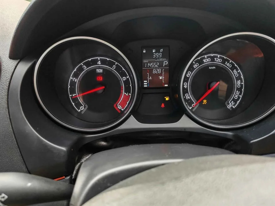 2016 MG 5 I  2