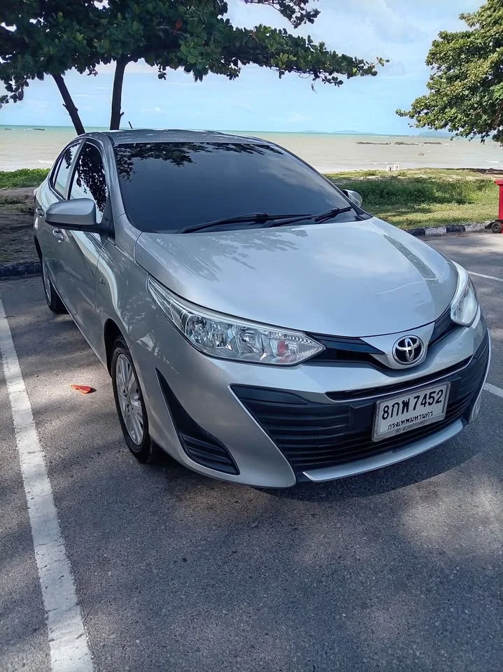 2019 Toyota Yaris ATIV III 2