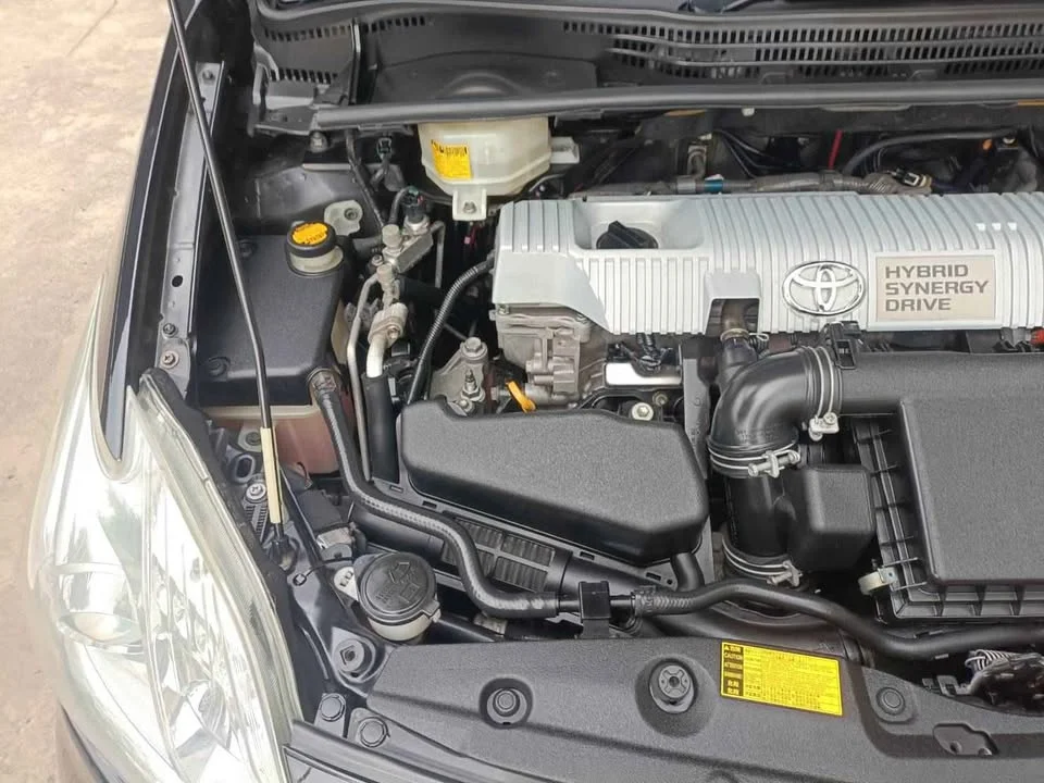 2013 Toyota Prius III 3
