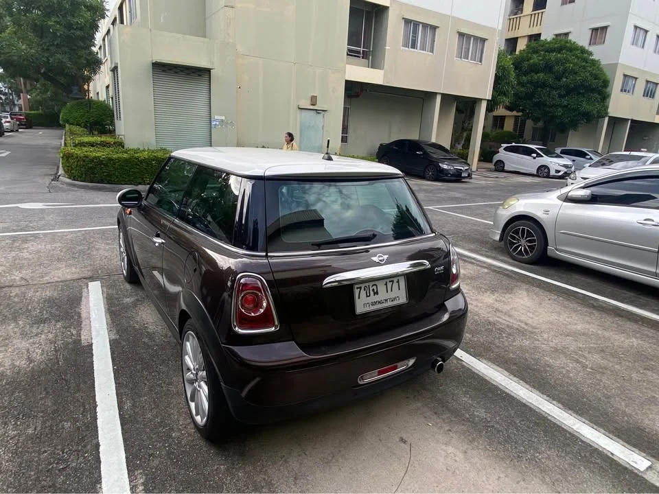 2010 Mini Clubman I 3