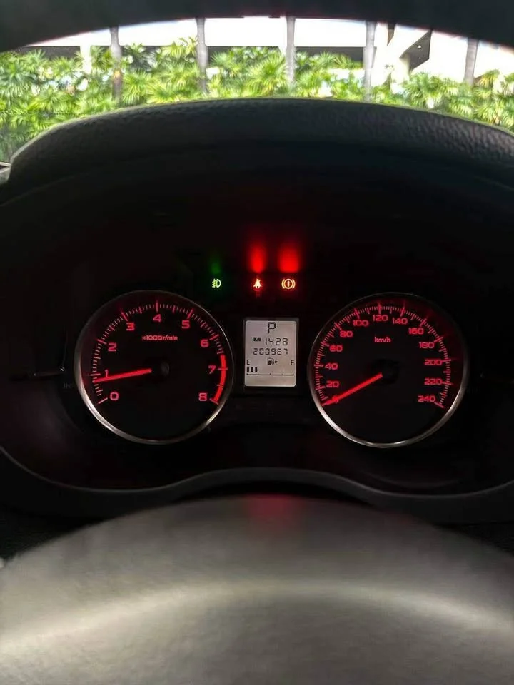 2014 Subaru XV I 2